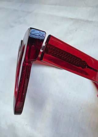 Gafas de sol rojas