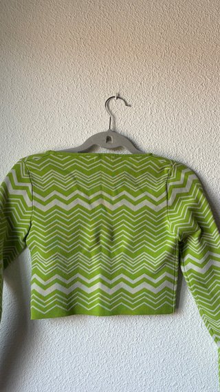 Top manga larga verde y blanco