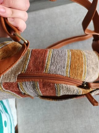 Mochila Misako Antirrobo Multicolor(con etiqueta)