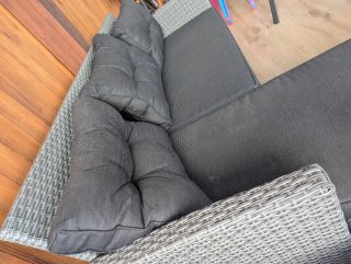 Sofá modular gris ratán y tela como nuevo JYSK