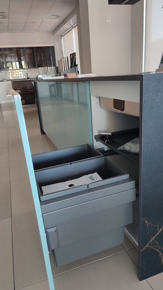 Isla de cocina  encimera ABK  inducción invisible