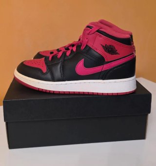 Nike Air Jordan 1 Mid Negro Rojo ORIGINALES