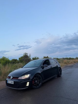 Volkswagen Golf 2014