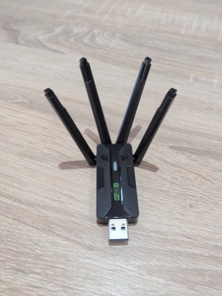 Adaptador WiFi 6 / Bluetooth a USB