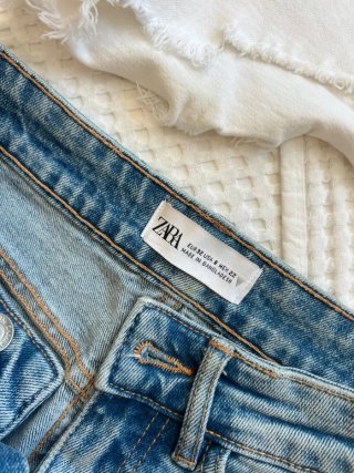 Shorts vaqueros Zara blancos y azules