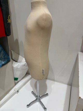 Maniquí Busto Infantil . 4 grandes,5 pequeños.
