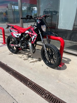 Rieju MRT