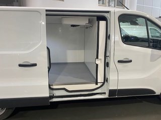 Nissan Primastar Furgon 29 L2H1 2.0 DCI 110cv FRIGORIFICO