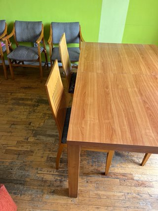 Mesa comedor extensible y 6 sillas madera