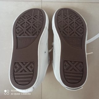 Converse piel blanca niño, niña. Talla 33