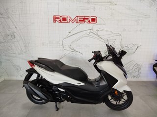 Honda Forza 350
