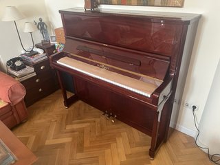 Piano de pared Schimmel 130-T Caoba