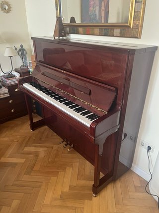 Piano de pared Schimmel 130-T Caoba
