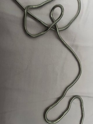 Bolso de mano piel serpiente rojo