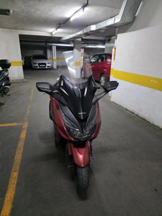 Honda Forza 125 - Maxi Scooter