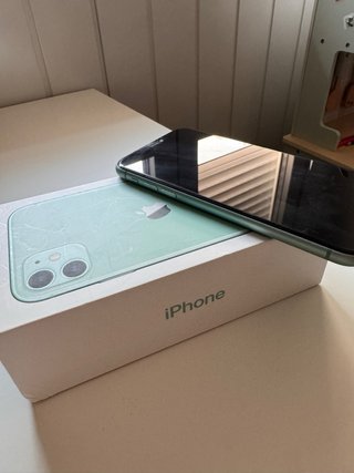 iPhone 11 64GB Verde