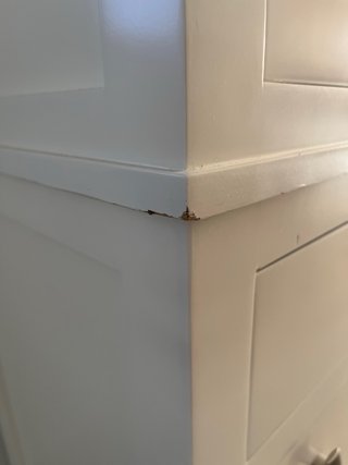 Alacena blanca puertas cristal