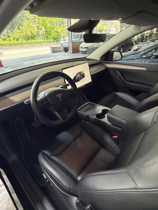 Tesla Model Y 2025 Gran Autonomia
