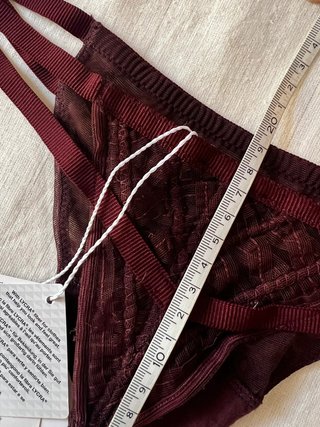 La Perla - Thong Briefs - Strappy Sheer Mesh - Burgundy Luxury Lingerie - New With Tags 148€
