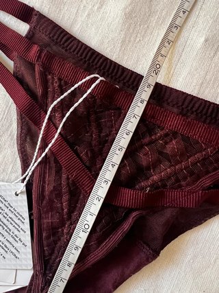 La Perla - Thong Briefs - Strappy Sheer Mesh - Burgundy Luxury Lingerie - New With Tags 148€