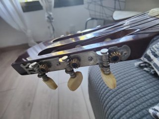Guitarra española Ispana, mod. Jerez muy nueva