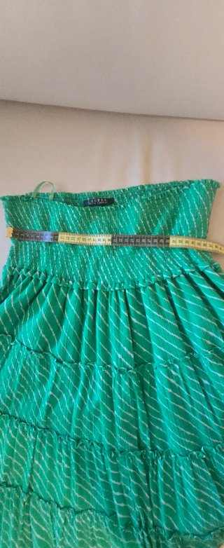 Falda larga verde y blanca