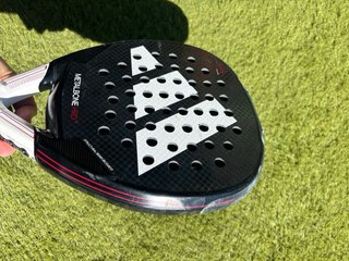 Pala Padel Adidas Metalbone HRD 2024