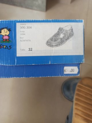 Sandalias Pataletas niño azul.  Talla 32.