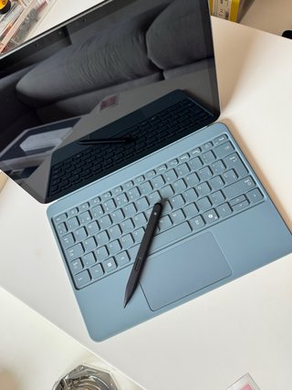 Microsoft Surface Pro 12 Snapdragon X Plus