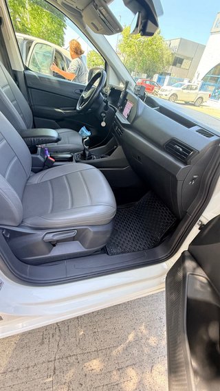 Volkswagen Caddy Adaptada