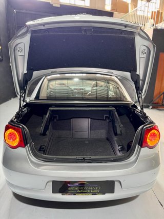 VOLKSWAGEN Eos 2.0 TDI 140cv Sport Bluemotion Tech