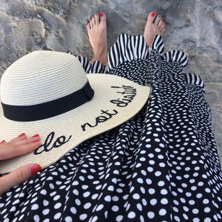 Abito pois e righe estivo bianco e nero