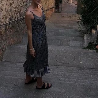Abito pois e righe estivo bianco e nero