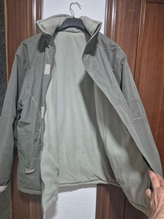 Chaqueta acolchada verde oliva