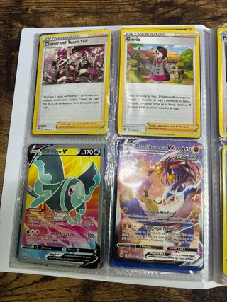Cartas Pokémon (las doradas no son de metal)