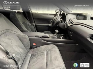 Lexus UX250H BUSINESS 2022 REF 5813