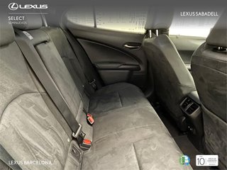 Lexus UX250H BUSINESS 2022 REF 5813