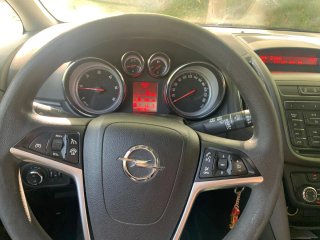 Opel Zafira Tourer 2014