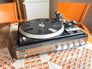 Tocadiscos Bettor EF 143
