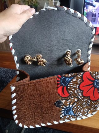 Bolso de hombro mujer marrón y rojo