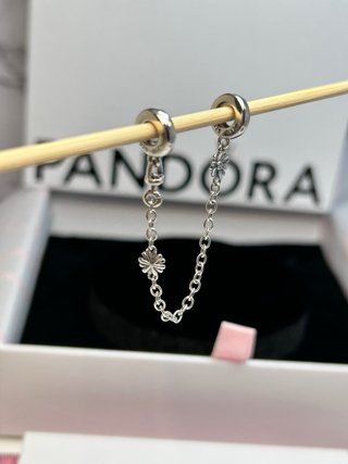 Pandora Cadena Seguridad Flores Margaritas