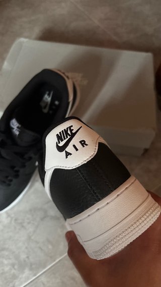 Nike Air Force 1 Talla 44.5 Negras y Blancas