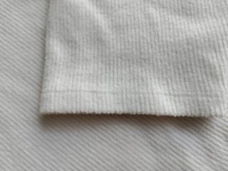 Jersey blanco de cuello alto