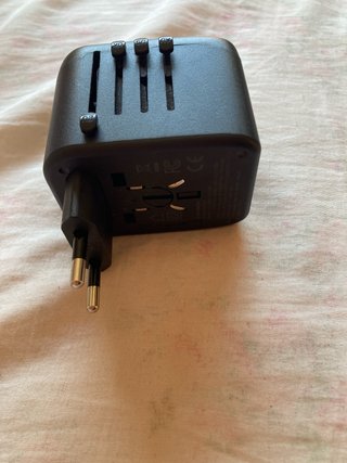 Adaptador Enchufe Universal Viaje
