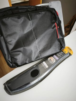Bolsa portátil y reposamuñecas Plush Touch