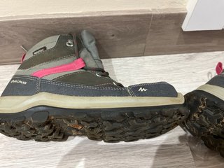 Botas de montaña Quechua Talla 35