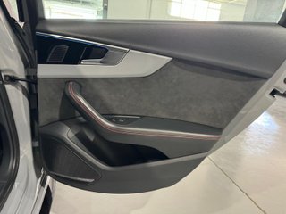 Audi RS4 Avant 2021