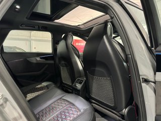 Audi RS4 Avant 2021