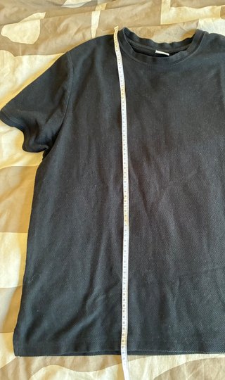 Conjunto Bershka Negro Camiseta y Pantalón Corto