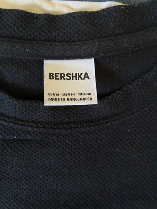 Conjunto Bershka Negro Camiseta y Pantalón Corto